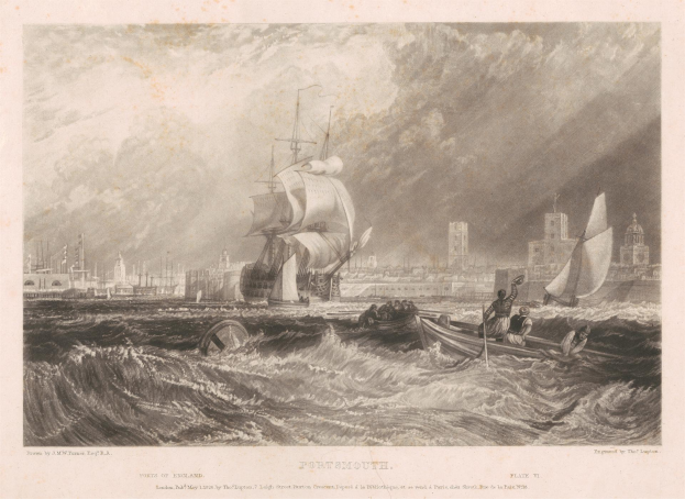 Eine Gravur eines Schiffes, das in der Nähe von Gebäuden auf einem wolkenverhangenen Meer segelt, mit der Inschrift "Portsmouth, England von Thomas Rowlandson" unten.