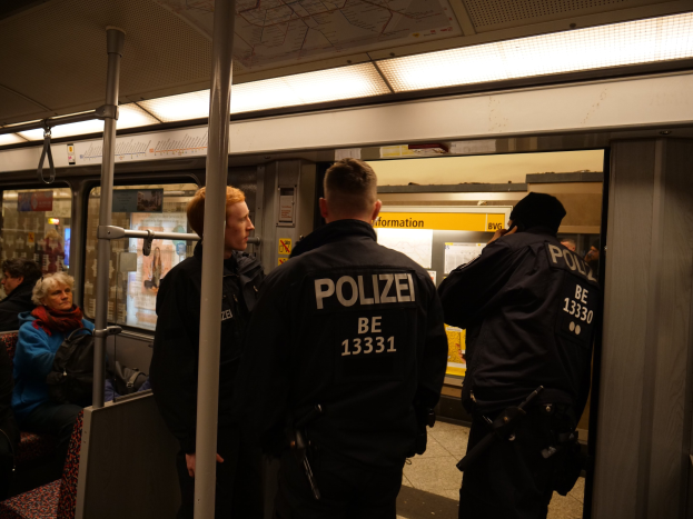 Nach 'Witz': Mann schlägt Polizisten ins Gesicht auf dem Mainzer Hauptbahnhof