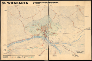 Ein detaillierter, gerahmter alter Stadtplan von Wiesbaden, Deutschland, der Straßen, Gebäude, Sehenswürdigkeiten und Text über die Bevölkerung, Straßen und Sehenswürdigkeiten zeigt.