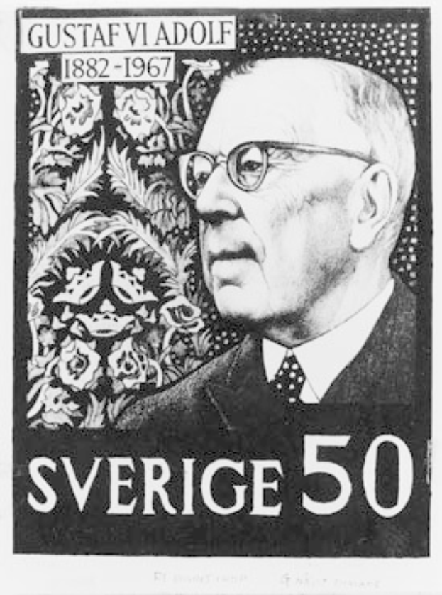Schwarzes und weißes Porträt von Gustav VI. Adolf, schwedischem Philosophen und Nobelpreisträger, in Anzug und Krawatte, mit Gedenkplakat-Design und -text.